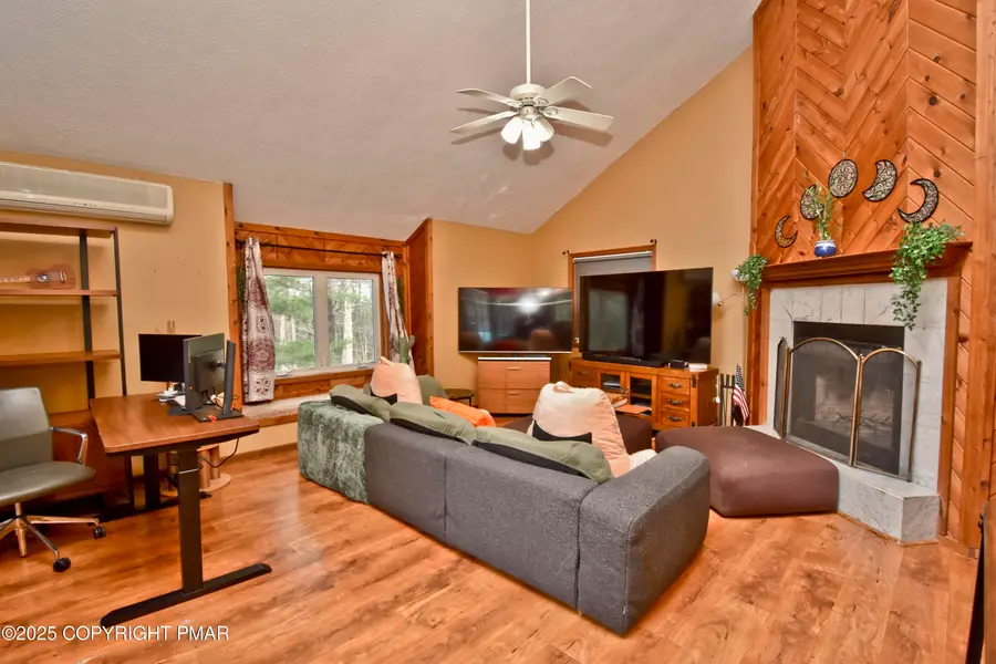 2252 Sky High Drive, Bartonsville, PA 18321 - Image #2