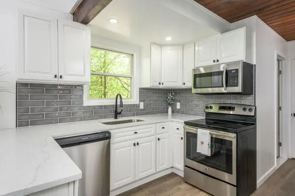 117 Clifton Drive, Bushkill, PA 18324 - Image #3