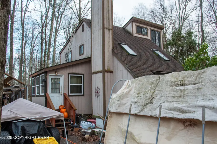 2219 Maple Leaf Court, Pocono Lake, PA 18347 - Image #2