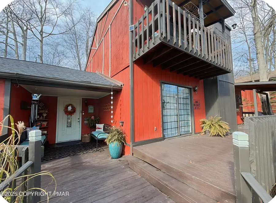 532 Country Place Drive, Tobyhanna, PA 18466 - Image #3