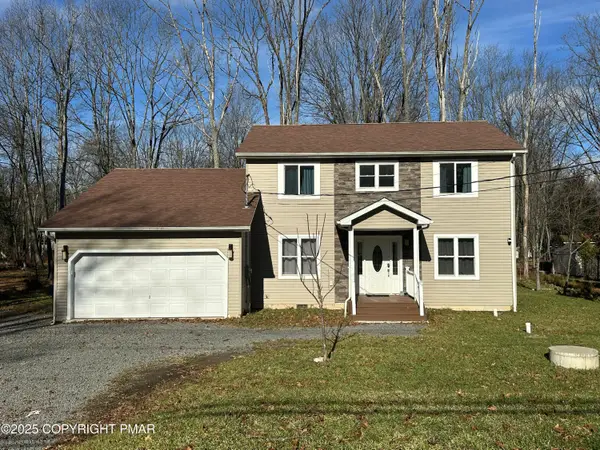 5186 Hummingbird Drive, Pocono Summit, PA 18346