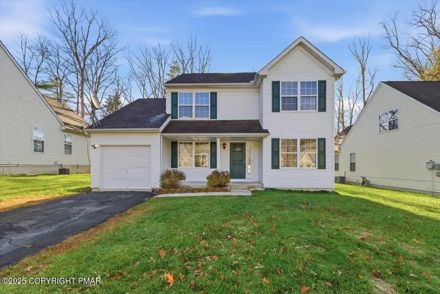 315 Witness Tree Court, East Stroudsburg, PA 18301 - Image #2