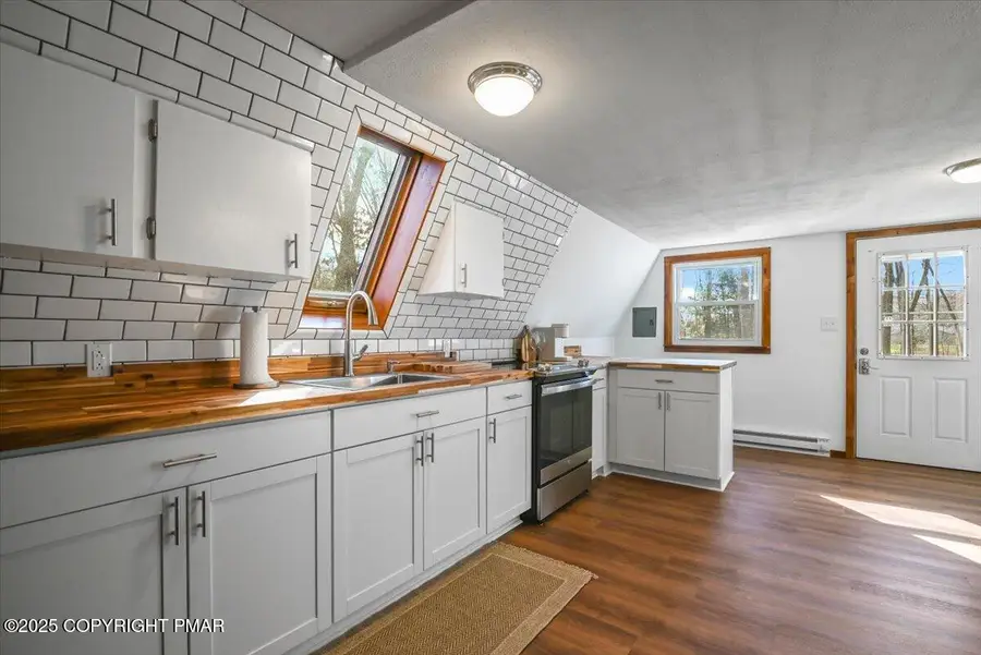 497 Jonas Road, Effort, PA 18330 - Image #3