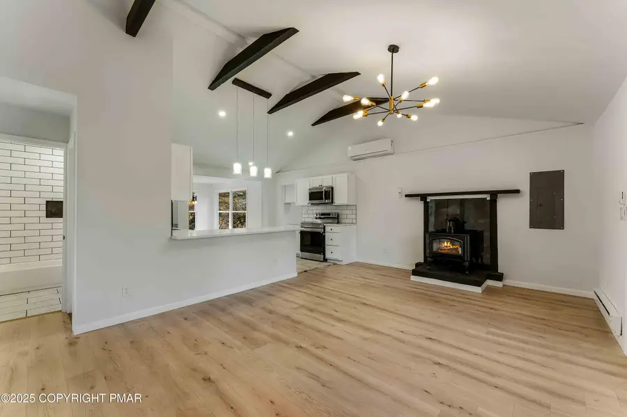 218 Vista Road, Cresco, PA 18326 - Image #3