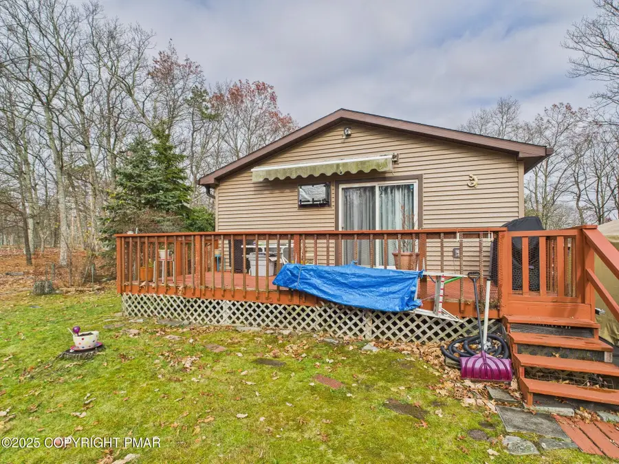 197 Hummingbird Trail, Bushkill, PA 18324 - Image #3