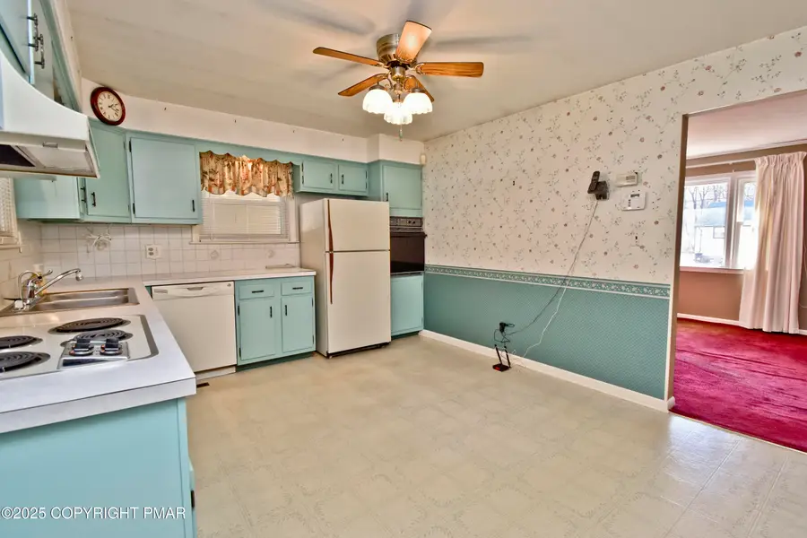 1750 Rosebriar Lane, Stroudsburg, PA 18360 - Image #2