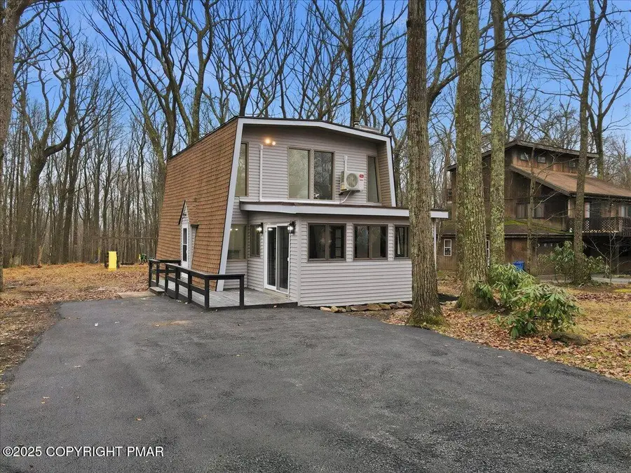 3217 Hamlet Drive, Tobyhanna, PA 18466 - Image #2