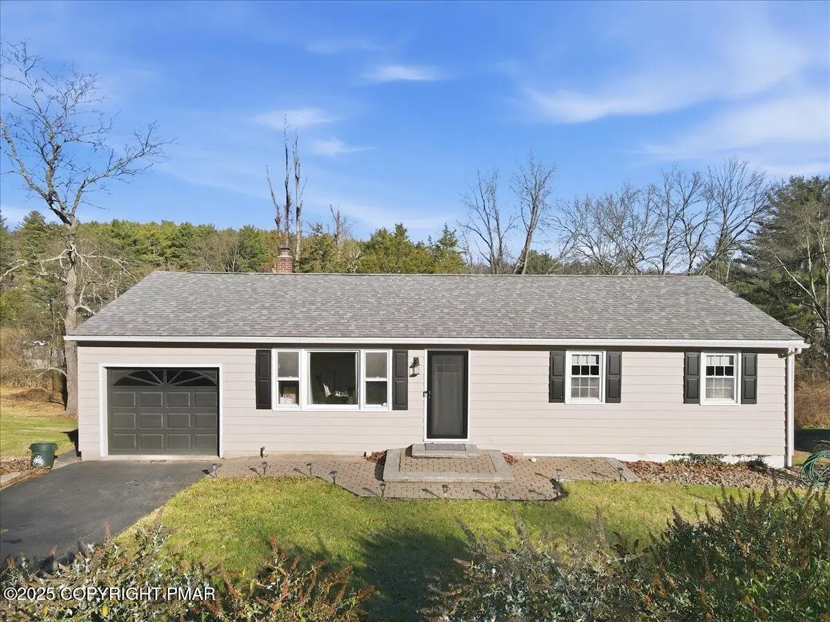 772 Mohawk Trail, Stroudsburg, PA 18360 - Image #1