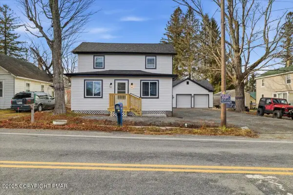 1607 Church Street, Tobyhanna, PA 18466