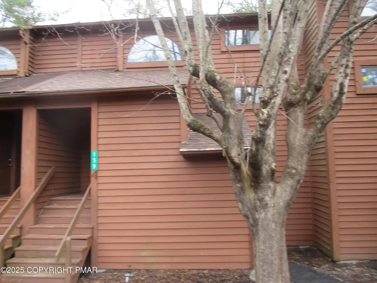 159 Stream Court, Bushkill, PA 18324 - Image #1