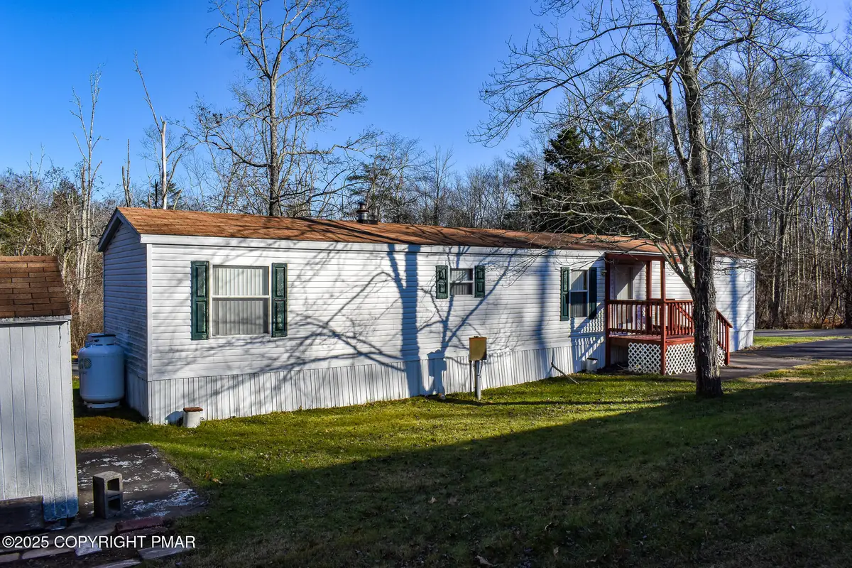34 Valley Gorge Mobile Home, White Haven, PA 18661 - Image #1