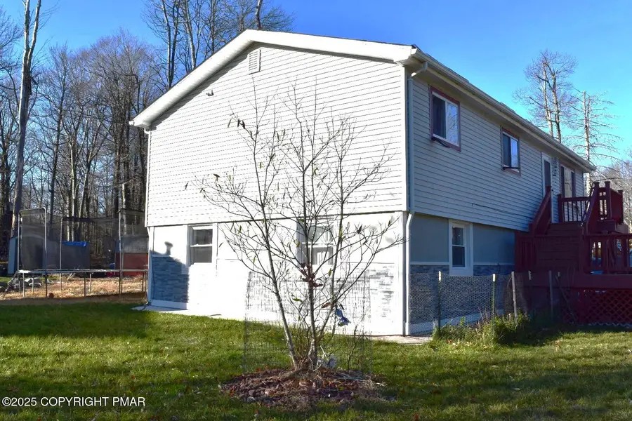 1647 Sunny Side Drive, Tobyhanna, PA 18466 - Image #2