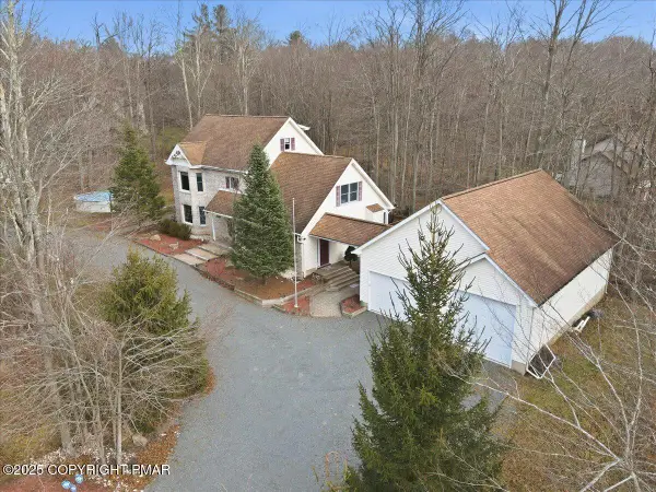 322 Scenic Drive, Blakeslee, PA 18610