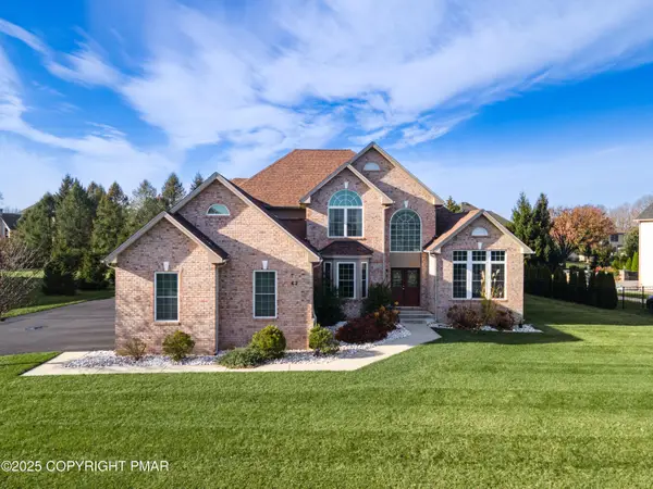 62 Surrey Drive, Easton, PA 18045