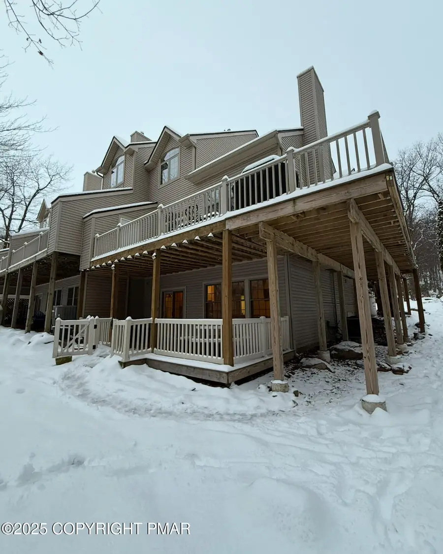 42 Mountainwoods Drive, Lake Harmony, PA 18624 - Image #2