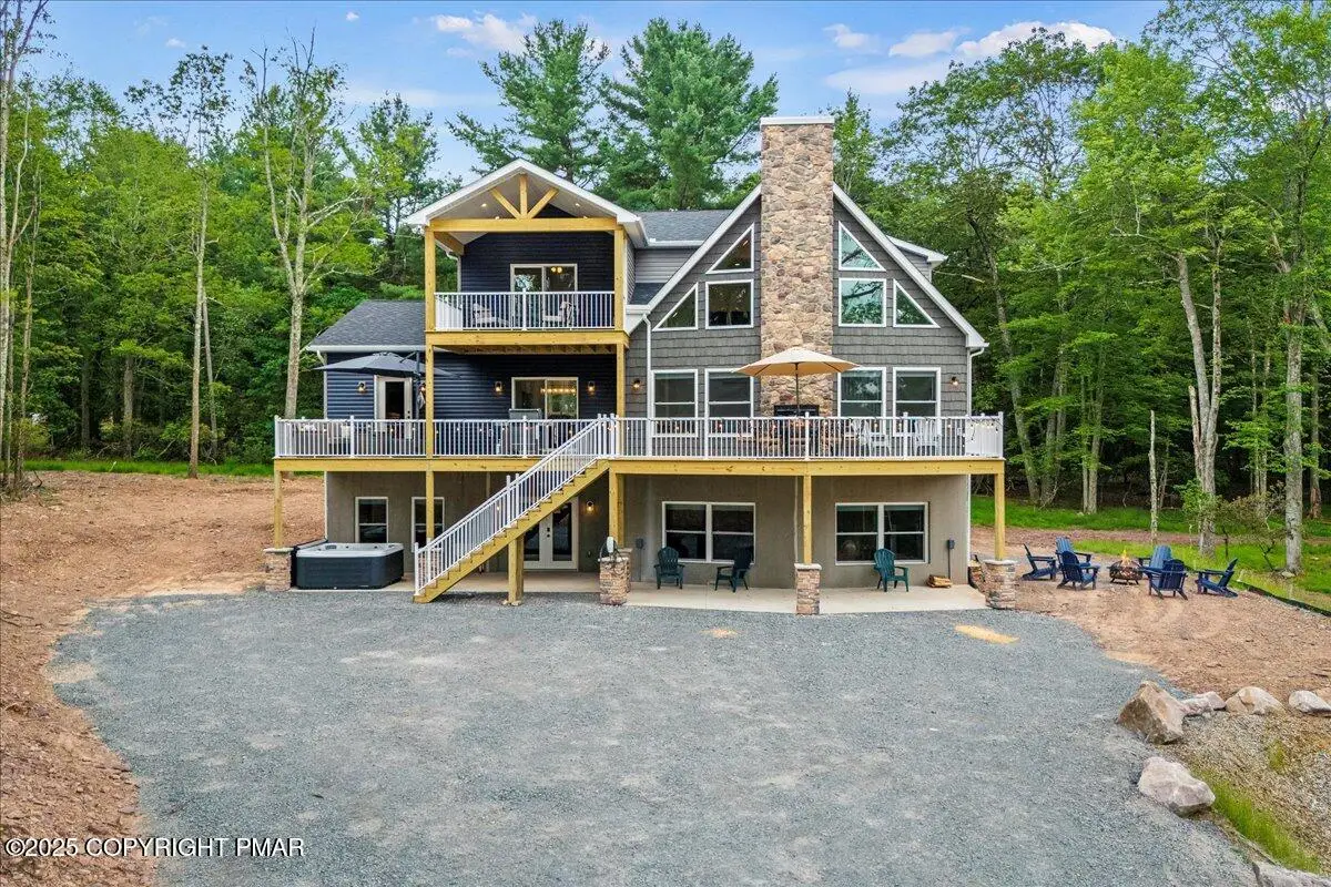 217 S Lake Drive, Lake Harmony, PA 18624 - Image #1