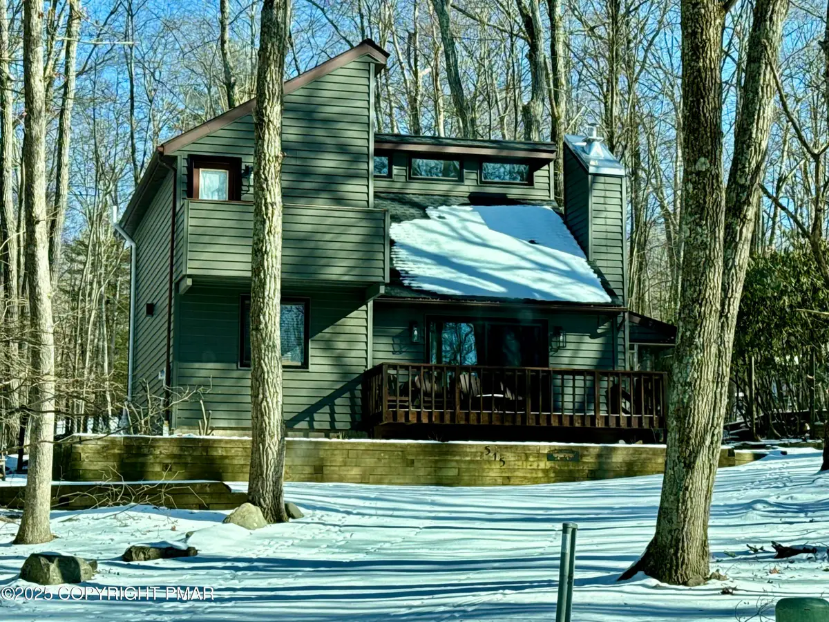 515 Hallowood Drive, East Stroudsburg, PA 18302 - Image #1