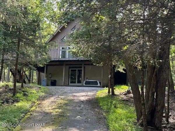 72 Country Club, Thornhurst, PA 18424