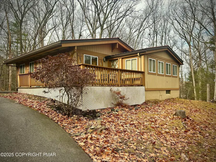 1243 Golden Slipper Road, Bartonsville, PA 18321 - Image #2