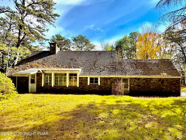 1734 Twin Pine Road, Stroudsburg, PA 18360