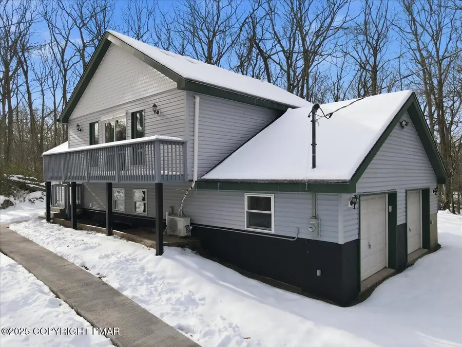 171 Flatbrook Way, Milford, PA 18337 - Image #2