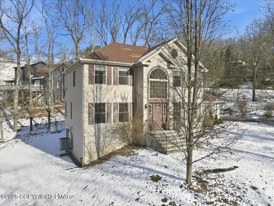 106 Ashley Court, Bushkill, PA 18324 - Image #3