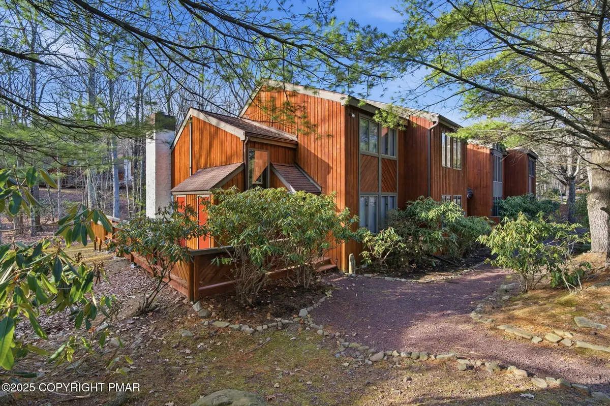 54 Doe Run, Lake Harmony, PA 18624 - Image #1