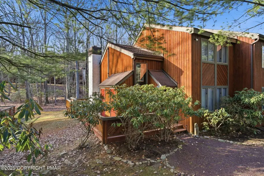 54 Doe Run, Lake Harmony, PA 18624 - Image #3