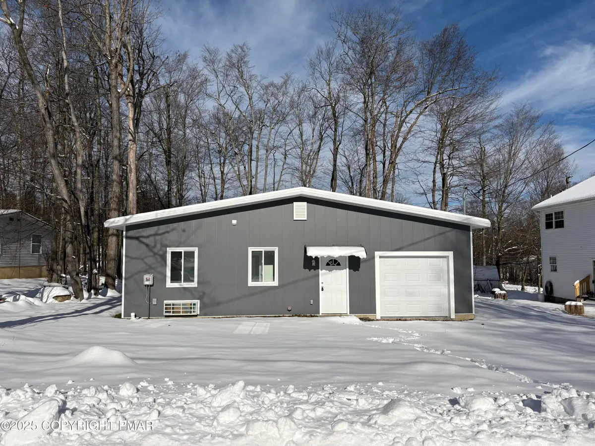 9406 Juniper Drive, Tobyhanna, PA 18466 - Image #1