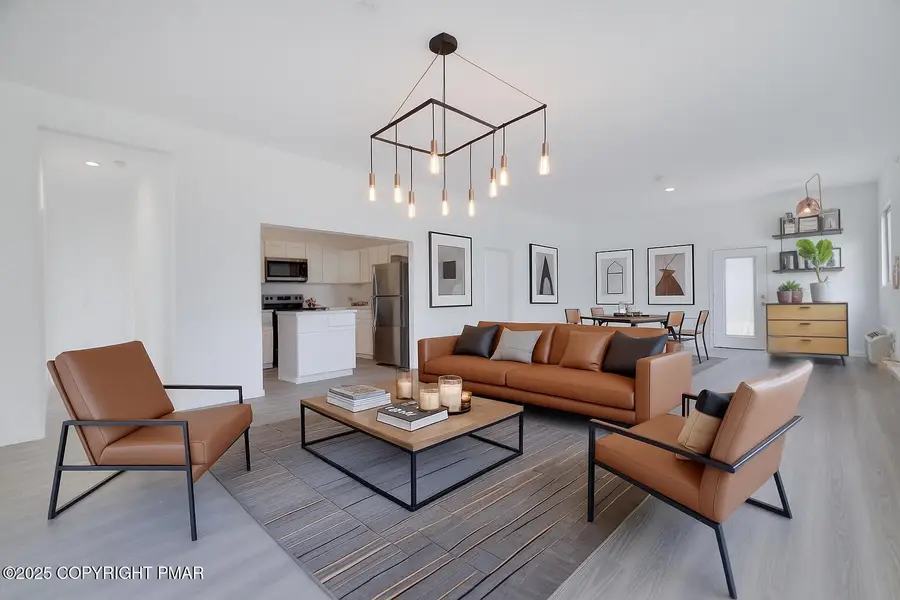 9406 Juniper Drive, Tobyhanna, PA 18466 - Image #2