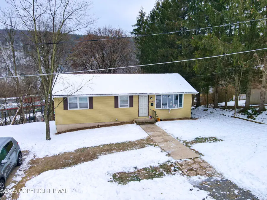 25 Stedman Avenue, Lehighton, PA 18235 - Image #3