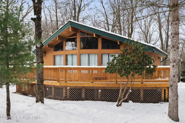 7377 Ventnor Drive, Tobyhanna, PA 18466