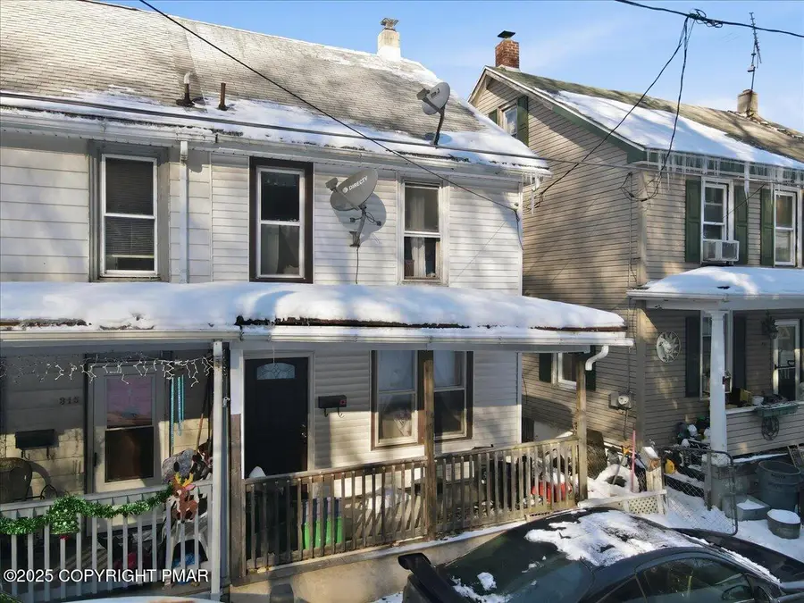 313 W Water Street, Lansford, PA 18232 - Image #3