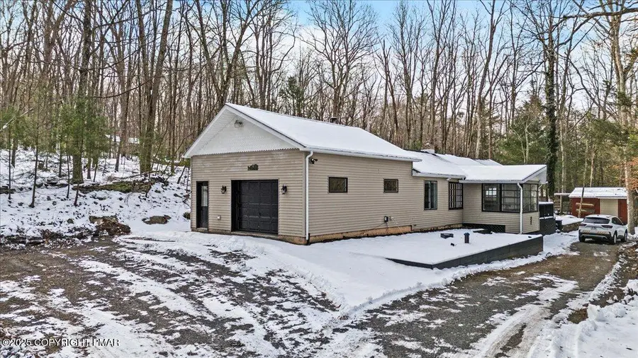 357 Lee Lane, East Stroudsburg, PA 18302 - Image #2