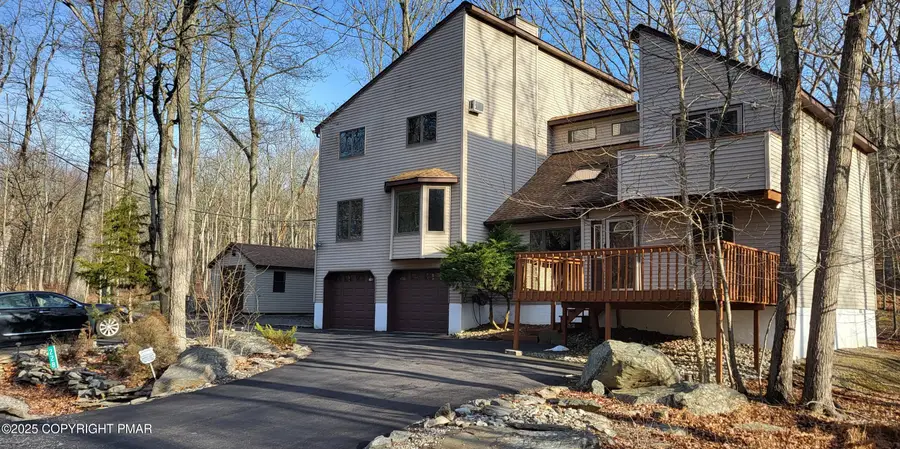 228 Edinburgh Road, Bushkill, PA 18324 - Image #2