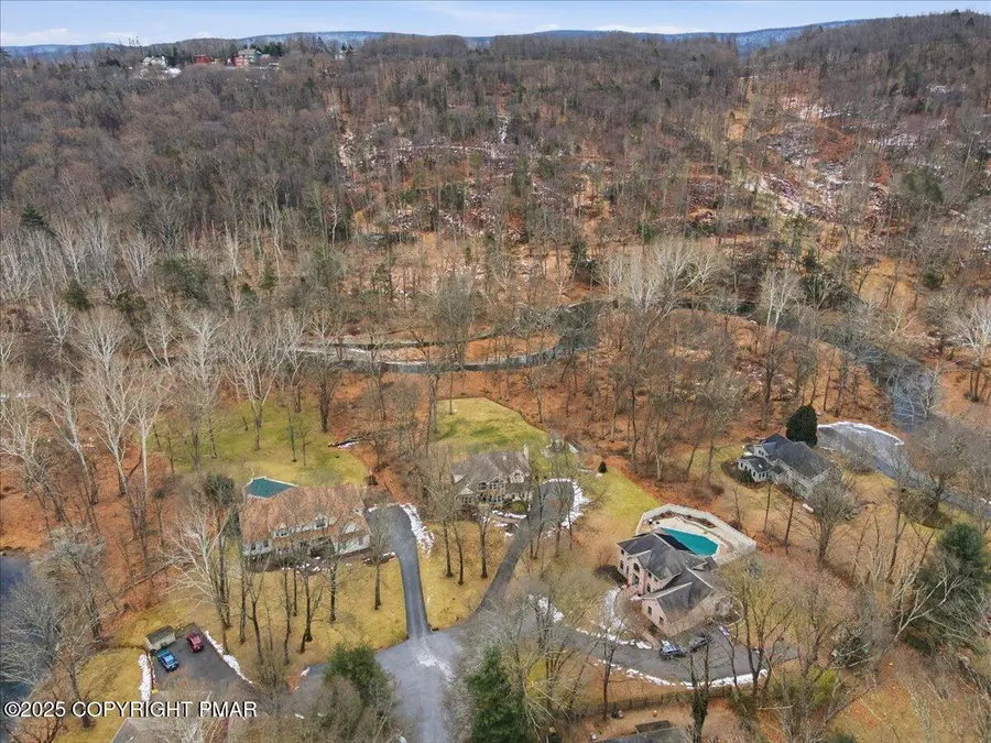 101 Mcmichael Drive, Stroudsburg, PA 18360 - Image #2