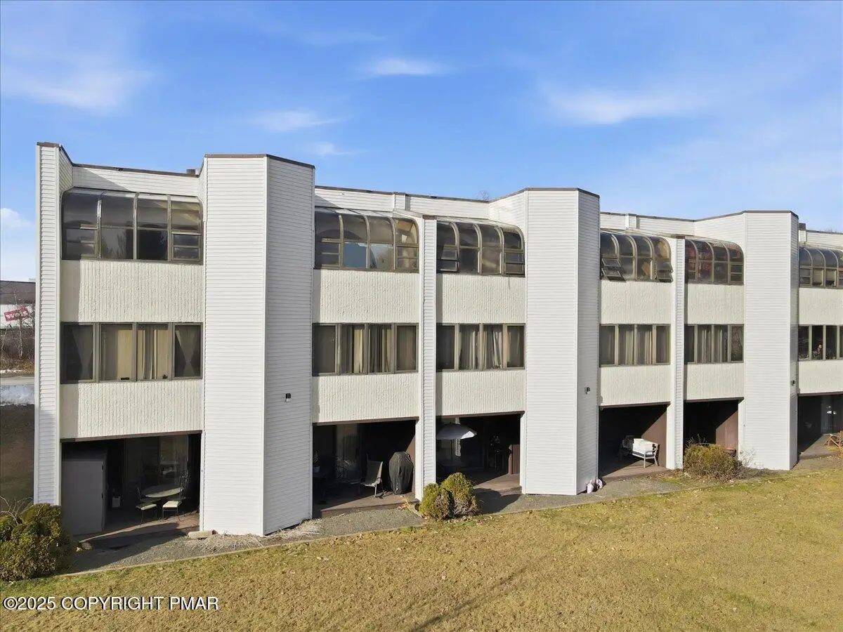 130 Foxfire Drive, Mount Pocono, PA 18344 - Image #1