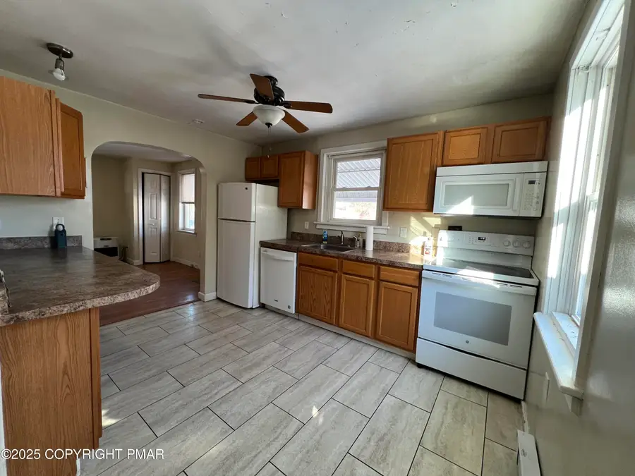 3749 Mountain View Drive, Danielsville, PA 18038 - Image #3