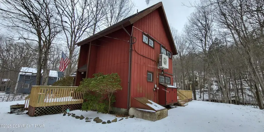 6298 Decker Road, Bushkill, PA 18324 - Image #2