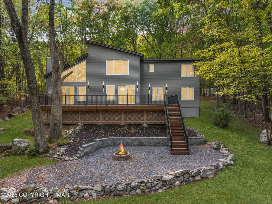 5806 Decker Road, Bushkill, PA 18324 - Image #3