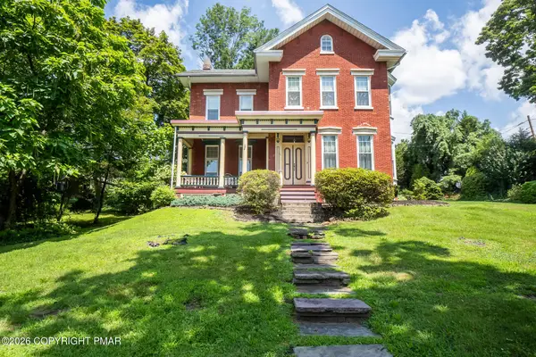 11 E Front Street, Jim Thorpe, PA 18229