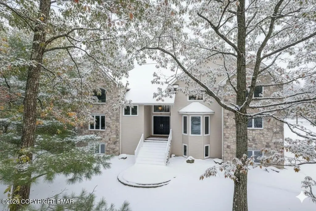 205 Osprey Way, East Stroudsburg, PA 18302 - #1