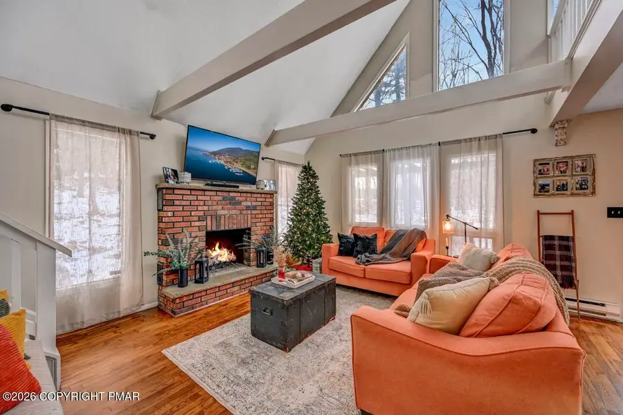 3436 Crestwood Drive, East Stroudsburg, PA 18301 - Image #3