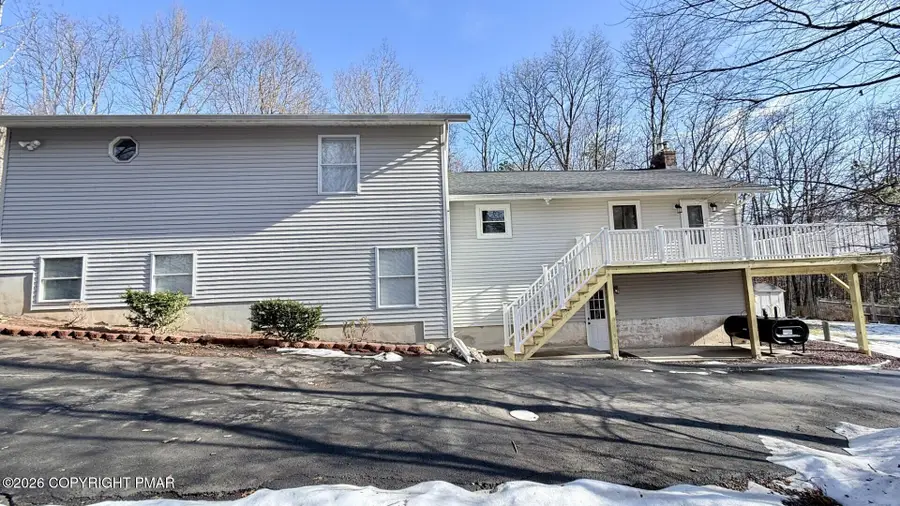 899 Lower Mountain Drive, Effort, PA 18330 - Image #3