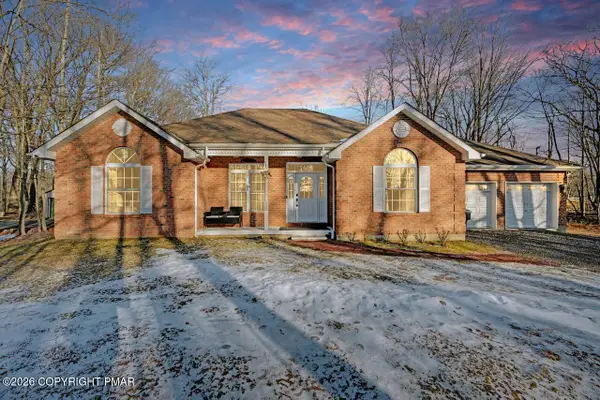 220 Stillwater Drive, Pocono Summit, PA 18346