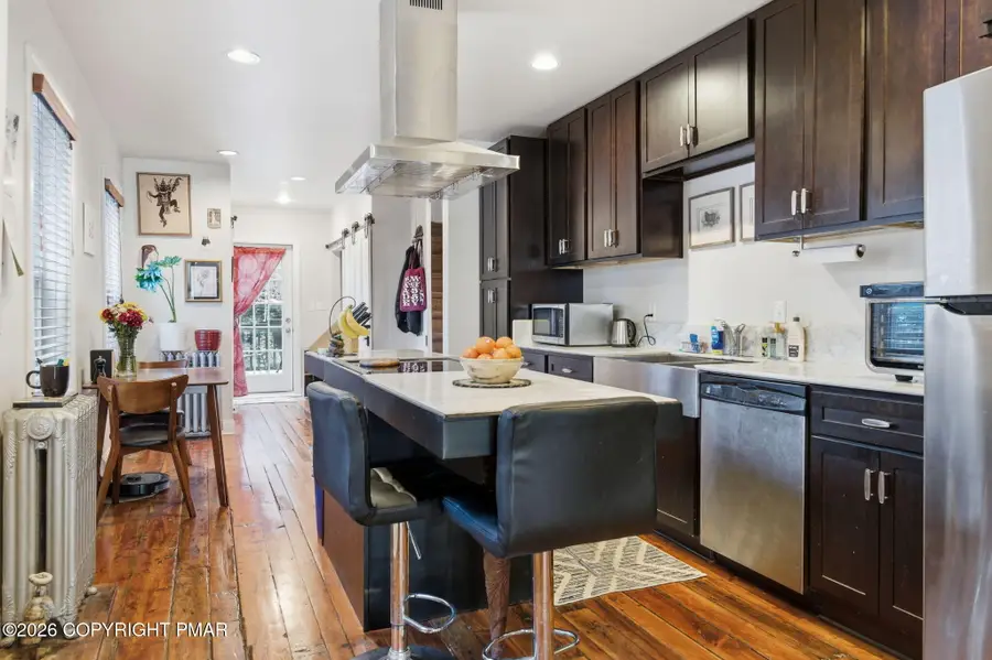 109 W Broadway, Jim Thorpe, PA 18229 - Image #2