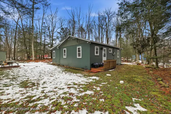 47 Red Wing Path, Gouldsboro, PA 18424