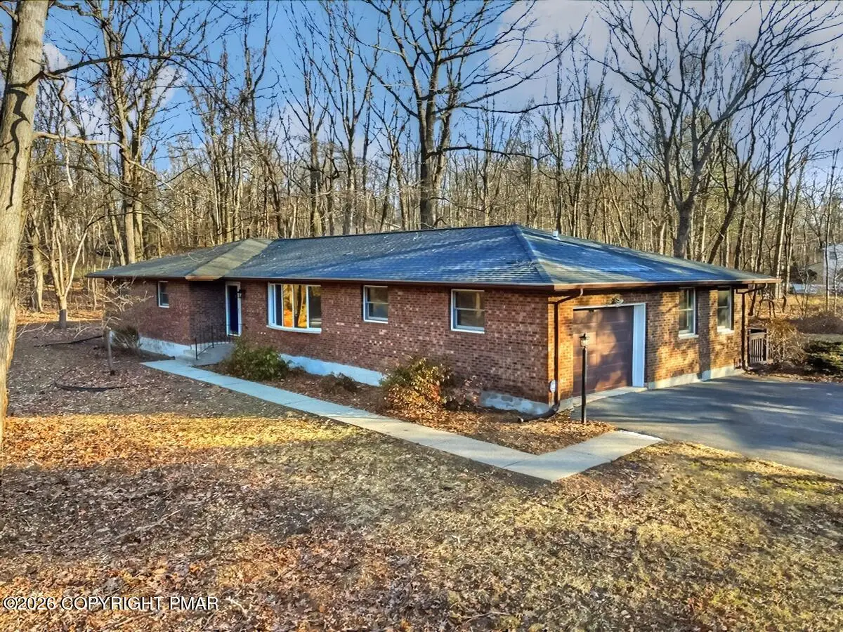 237 Shady Oaks Drive E, Saylorsburg, PA 18353 - Image #1