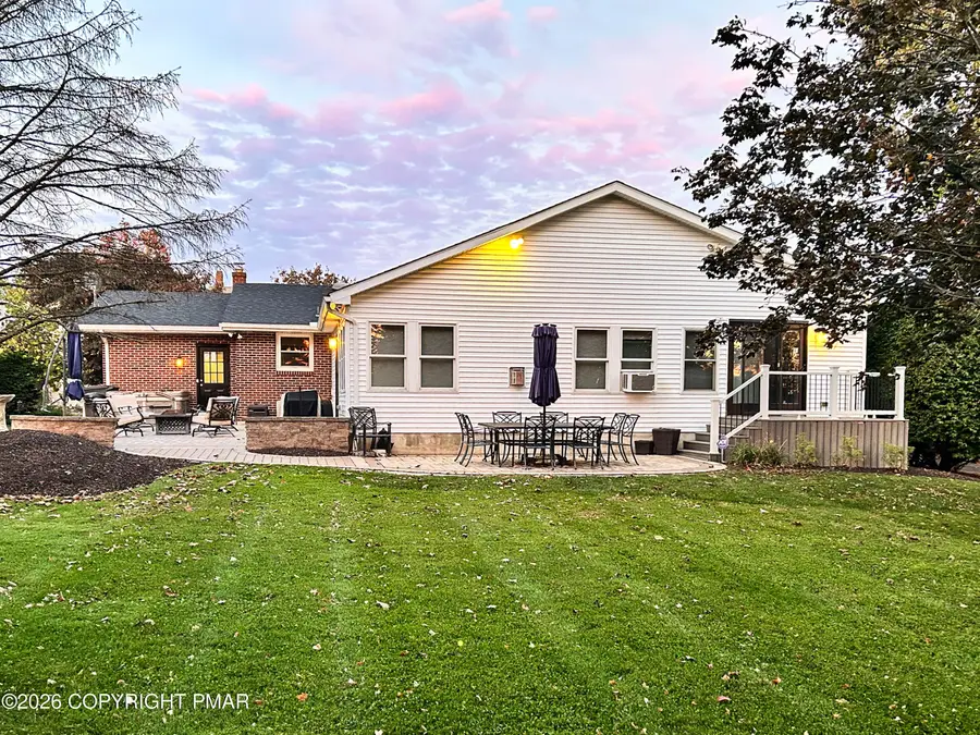 345 S Whitfield Street, Nazareth, PA 18064 - Image #2