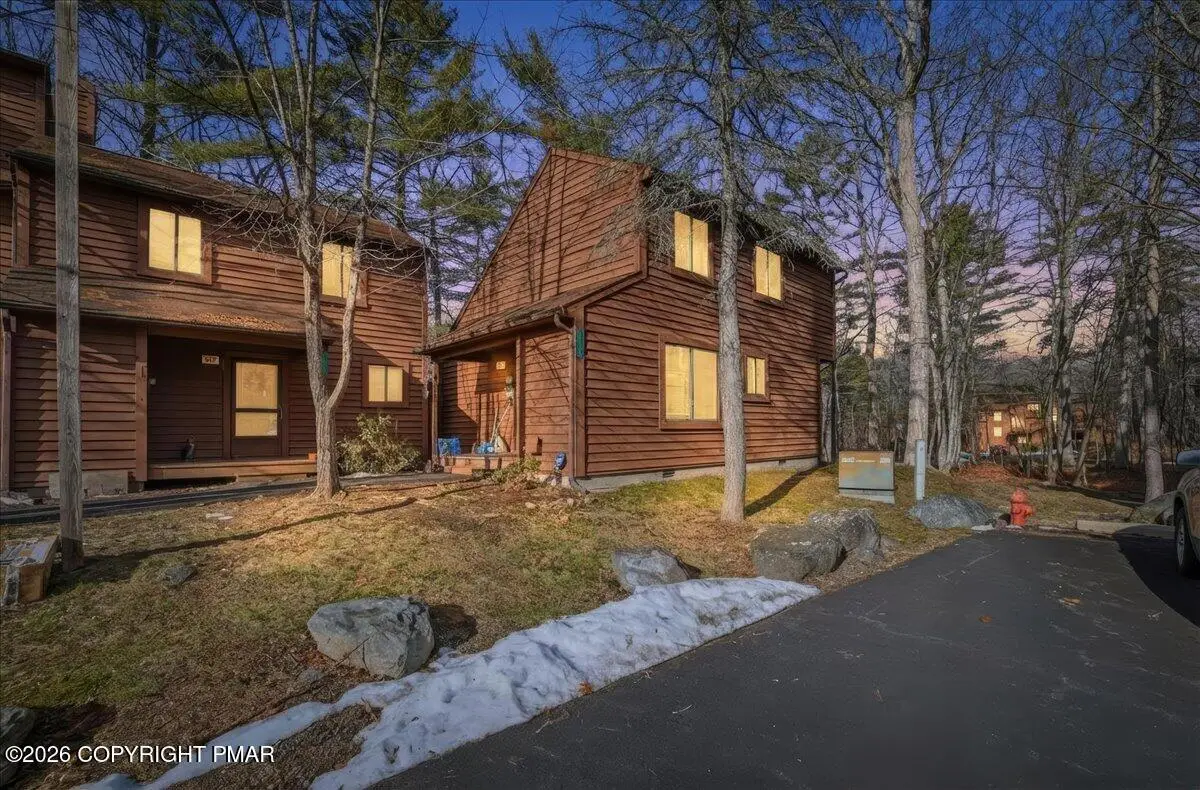 518 Wales Court, Bushkill, PA 18324 - Image #1